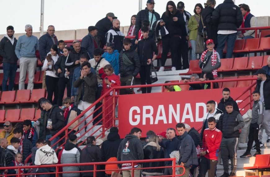 Granada vs Athletic Bilbao Match Abandoned After Fan Dies