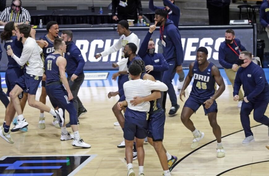 History of 2 seeds vs. 15 seeds in March Madness